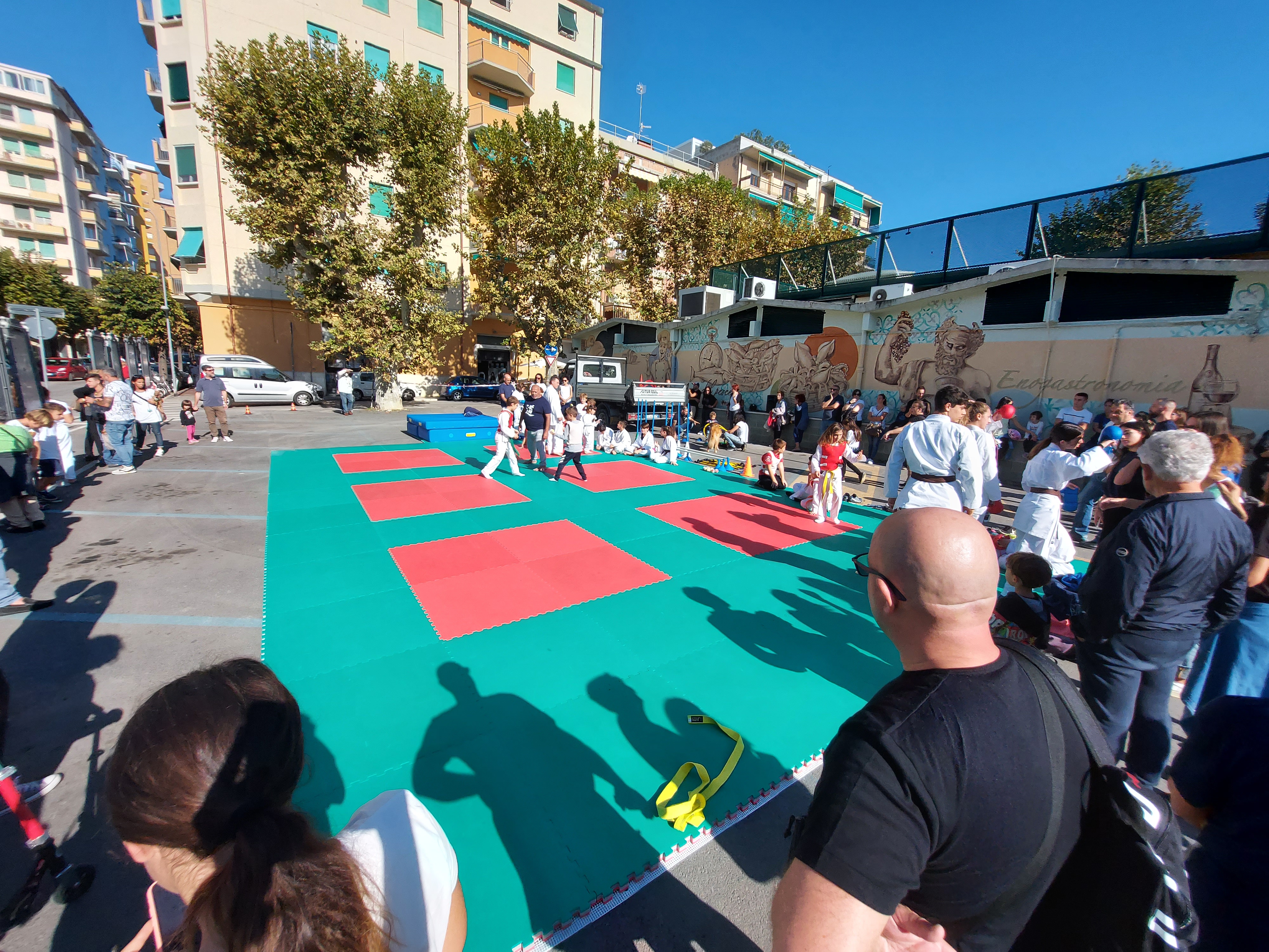 Park(ing) day: arti marziali in piazza